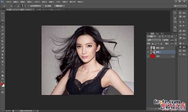 photoshop利用调整边缘工具快速抠取头发